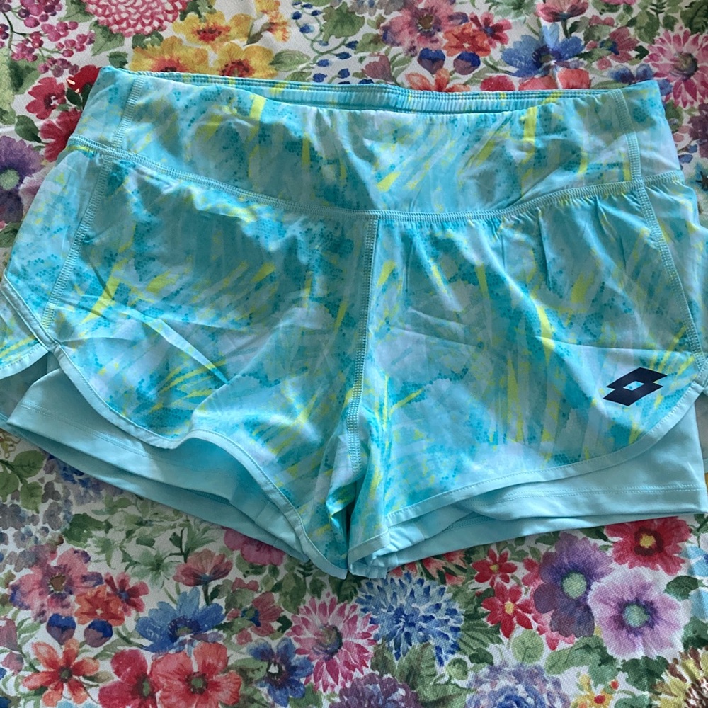 LOTTO Women's Blue and Yellow Tennis Shorts. Like New